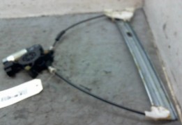 MECANISME+MOTEUR LEVE-GLACE AVG