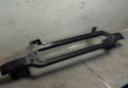 TRAVERSE SUP ARMATURE AV