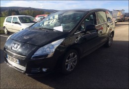 PEUGEOT 5008 I