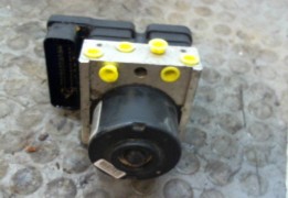 UNITE HYDRAULIQUE ABS