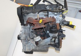 MOTEUR ESSENCE