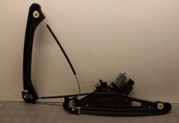 MECANISME+MOTEUR LEVE-GLACE AVG