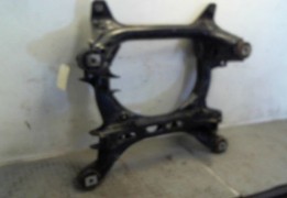BERCEAU MOTEUR AV