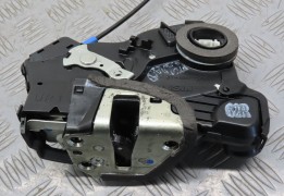 SERRURE PORTE AVD