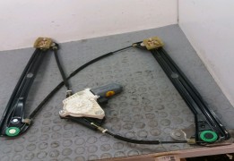 MECANISME+MOTEUR LEVE-GLACE AVD