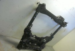 BERCEAU MOTEUR AV