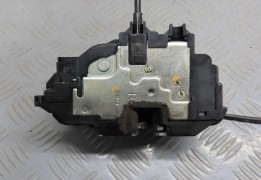 SERRURE PORTE AVD