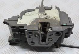 SERRURE PORTE AVD