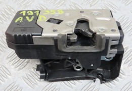 SERRURE PORTE AVD