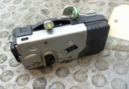 SERRURE PORTE AVG