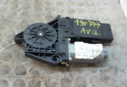 MECANISME+MOTEUR LEVE-GLACE AVD