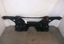 BERCEAU MOTEUR AV
