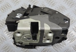 SERRURE PORTE AVD