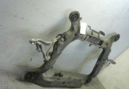BERCEAU MOTEUR AV