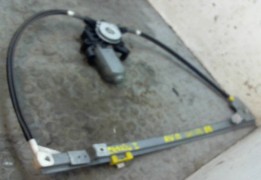 MECANISME+MOTEUR LEVE-GLACE AVD