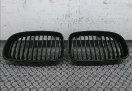 GRILLE CALANDRE