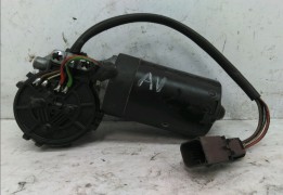 MOTEUR ESSUIE-GLACE AV